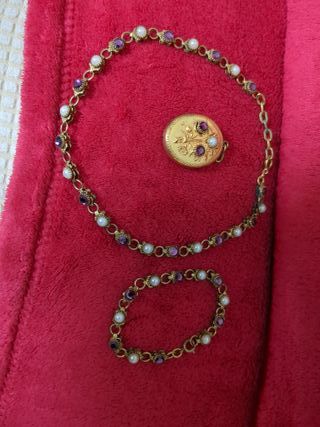 Collar y pulsera con detalles morados, 
 vintage 
