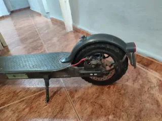 Patinete Eléctrico Xiaomi Pro 1 con cargador 