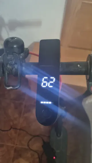 Patinete Eléctrico Xiaomi Pro 1 con cargador 