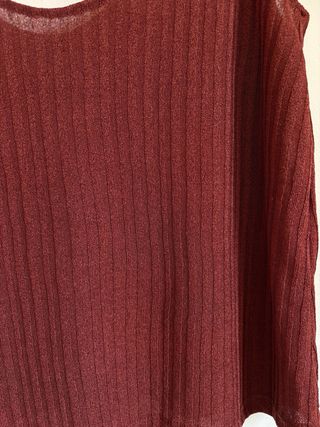 Blusa marrón con anillas