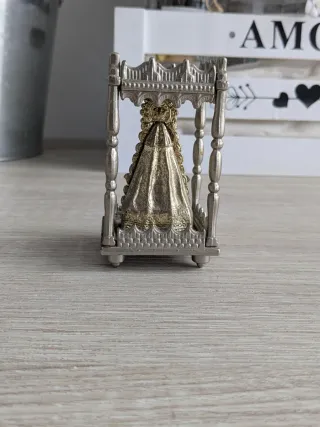 Virgen del Rocío Metal Dorada y Plateada