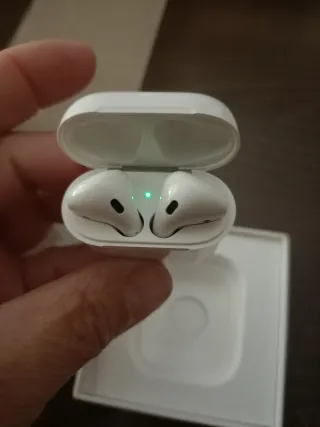 Airpods Apple