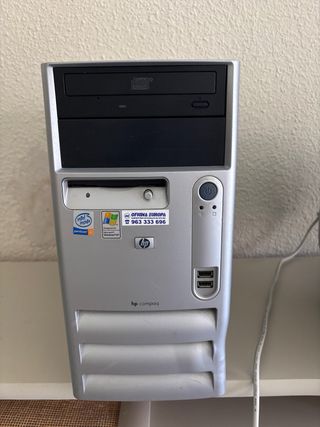 Ordenador Hyundai Plata/Negro