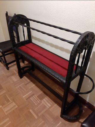 Perchero antiguo de forja con paragüero