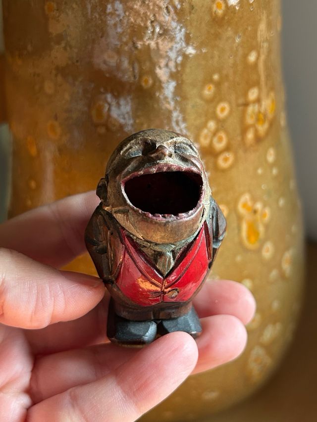 Porta stuzzicadenti vintage intagliato