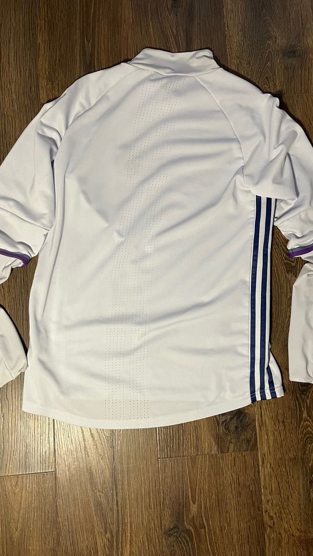 Sudadera Real Madrid Firmada Vinicius Jr