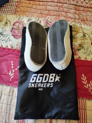 Zapatillas Golden Goose Blancas y Doradas