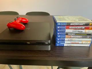 PS4 (PlayStation 4) Negra + Mando + Juegos