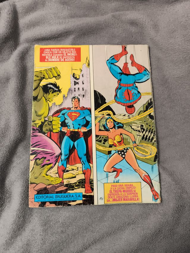 Lote cómics coleccionista Superman y Spiderman