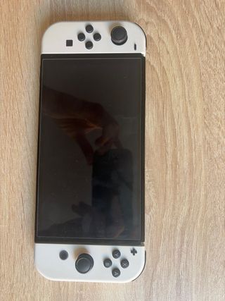 Nintendo Switch OLED bianco
