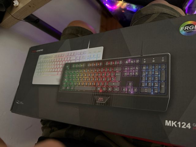 Teclado Mars Gaming RGB