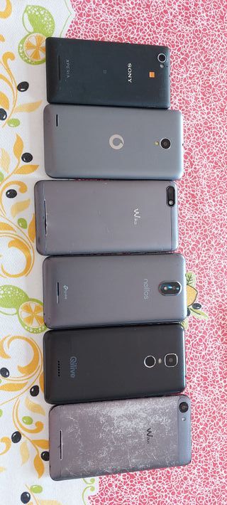 Lotto 2 telefoni: Sony, Wiko, Neffos