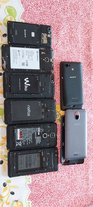 Lotto 2 telefoni: Sony, Wiko, Neffos