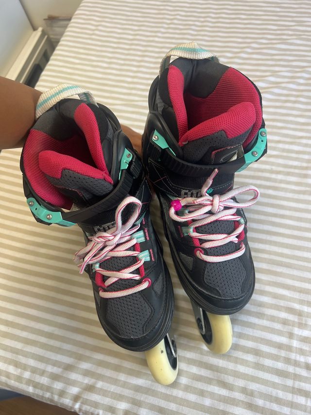 Patines en línea 4 ruedas negro/rosa