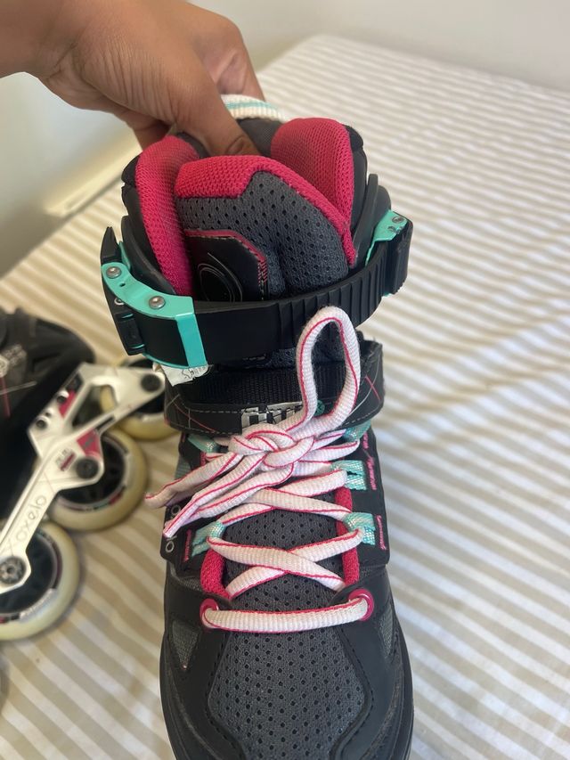 Patines en línea 4 ruedas negro/rosa