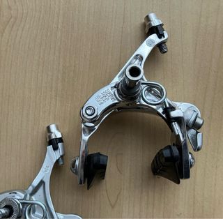 Frenos Bicicleta Shimano Sora
BR 3400
BR 3300