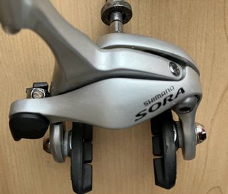 Frenos Bicicleta Shimano Sora
BR 3400
BR 3300
