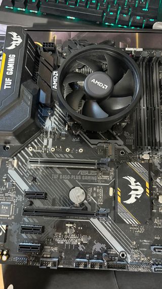 Placa Base ASUS TUF B450-PLUS GAMING + Ryzen5 3600