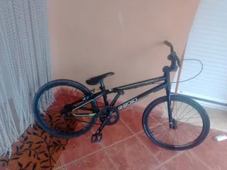 Bici BMX Radio Cobalt Expert 20