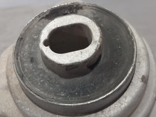 BRAZO SUSPENSION INFERIOR DELANTERO IZQUIERDO MER
