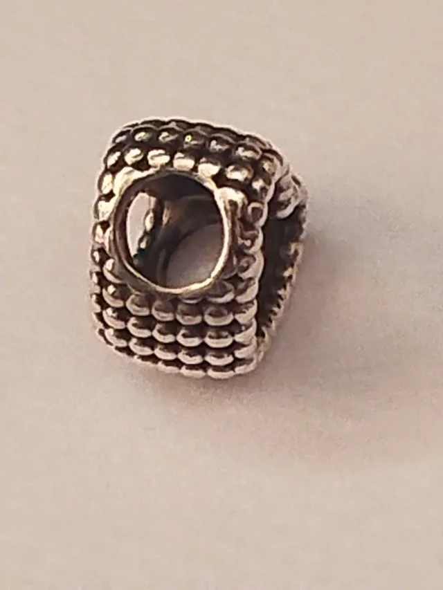 Pandora Corazón Bolitas Plata