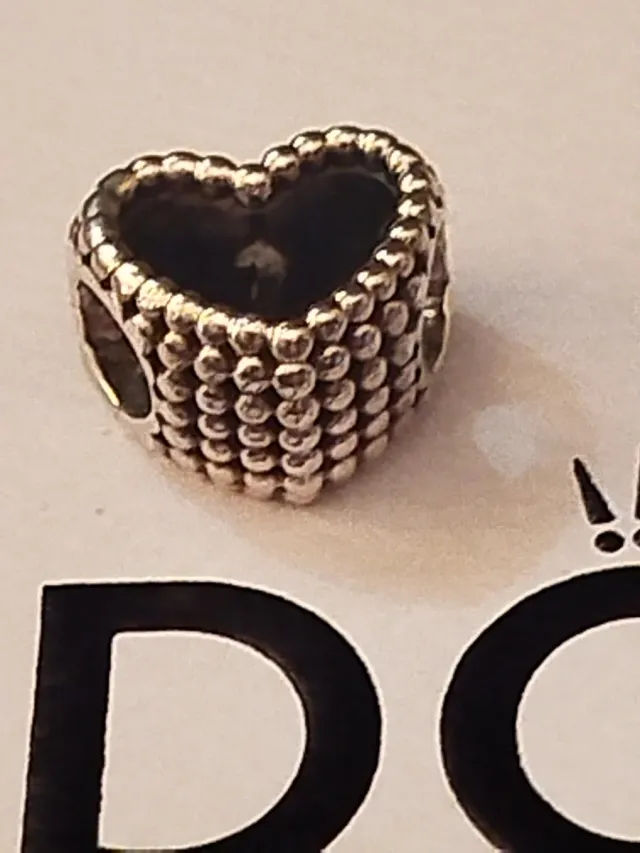 Pandora Corazón Bolitas Plata