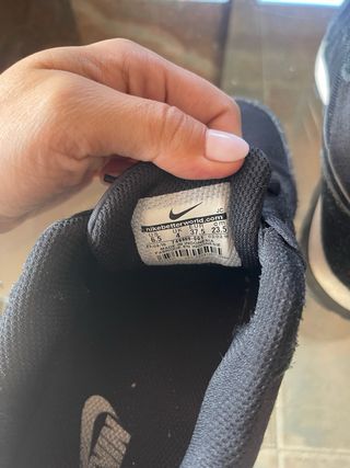 Zapatillas Nike MD Runner Mujer Negro 37.5