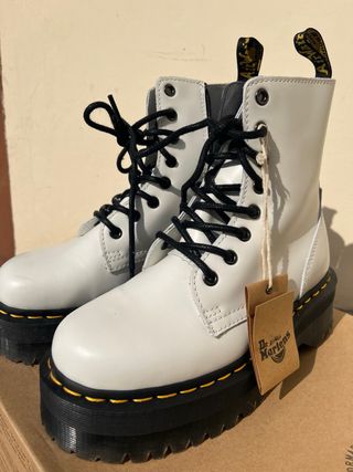 Dr. Martens bianche platform nuove