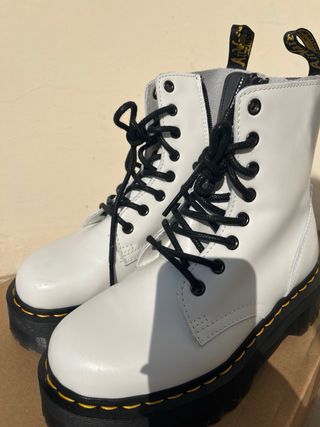 Dr. Martens bianche platform nuove