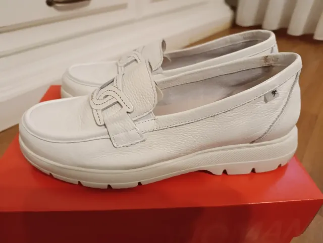 Mocasines fluchos de piel muy bonitos y cómodos 