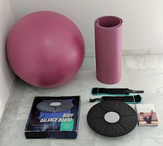 LOTE ARTÍCULOS ENTRENAMIENTO PILETES, YOGA EN CASA