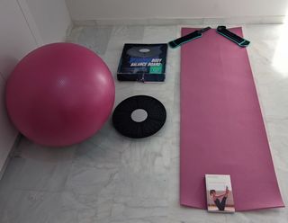 LOTE ARTÍCULOS ENTRENAMIENTO PILETES, YOGA EN CASA