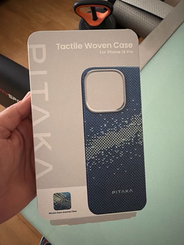 Funda PITAKA Tactile Woven MagSafe iPhone 16 Pro