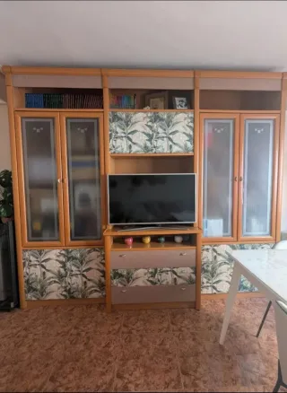 Mueble comedor madera y cristal