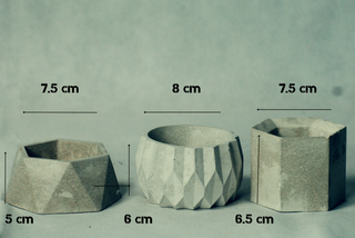 Trio di vasi in cemento nero piccoli