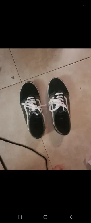Zapatillas Vans Negras y verdes camuflaje.pone 37 