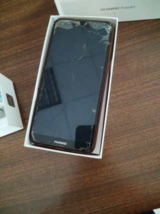 iPhone 4s e Huawei - Argento e bianco