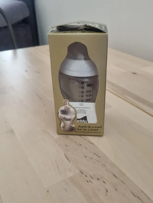 Biberón Tommee Tippee Closer to Nature