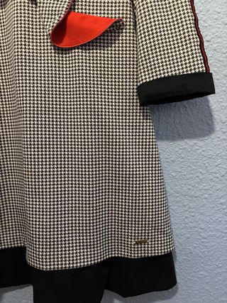 Vestido niña estampado y volantes