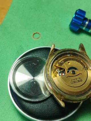 Reloj Seiko Sea Lion M 55 Dorado