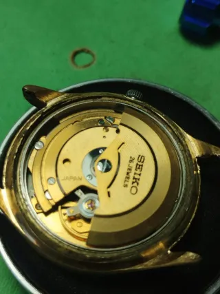 Reloj Seiko Sea Lion M 55 Dorado
