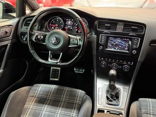 VW Golf GTD DSG “Distintivo C” Cuidado al detalle