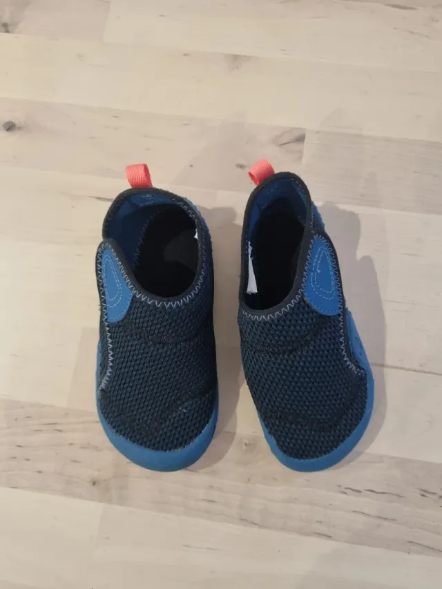 Zapatillas primeros pasos niño/niña