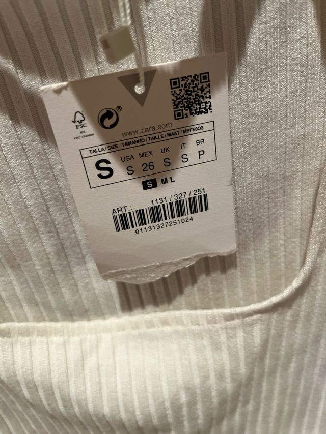 Top Zara blanco escote cuadrado