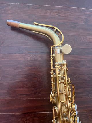 Saxofón alto Selmer Supreme acabado mate