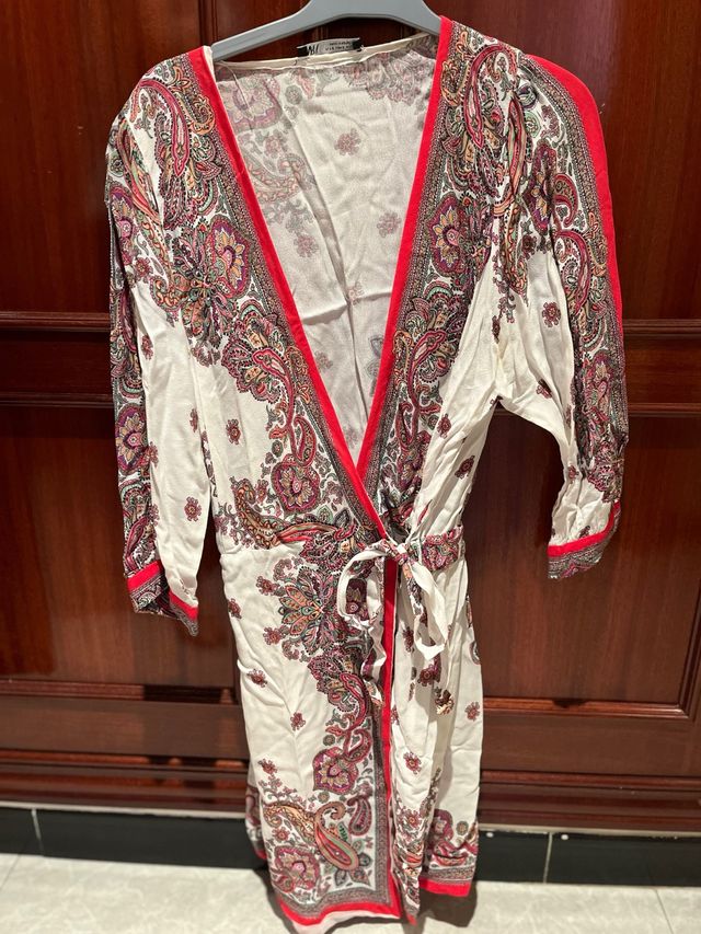Vestido Zara Estampado Paisley Rojo Blanco