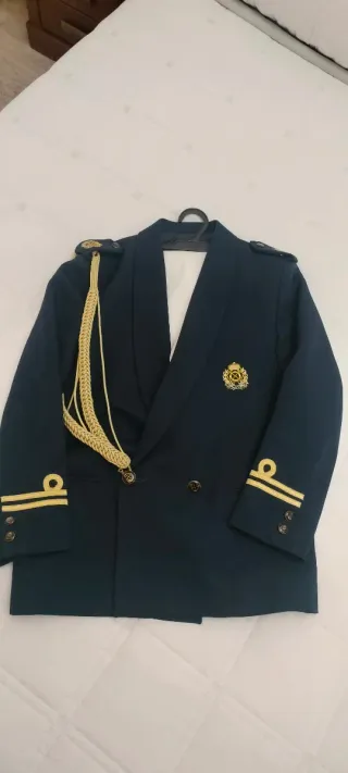 Traje de comunión azul marino de niño talla 14/15
