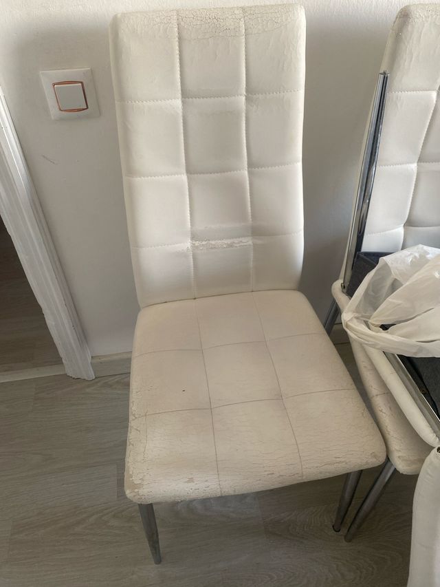 Juego de 2 sillas blancas