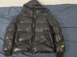 Chaqueta de invierno negra brillante