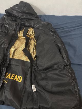 Chaqueta de invierno negra brillante
